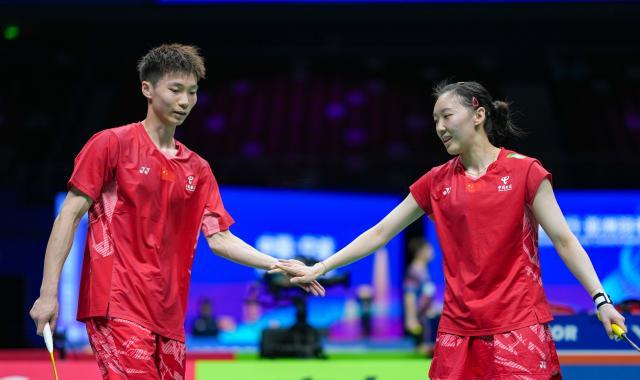 1744211483792057942.jpg (体育)(13)羽毛球——亚锦赛:混合双打十六分之一决赛赛况XxjpseC007236_20250408_PEPFN0A001.jpg