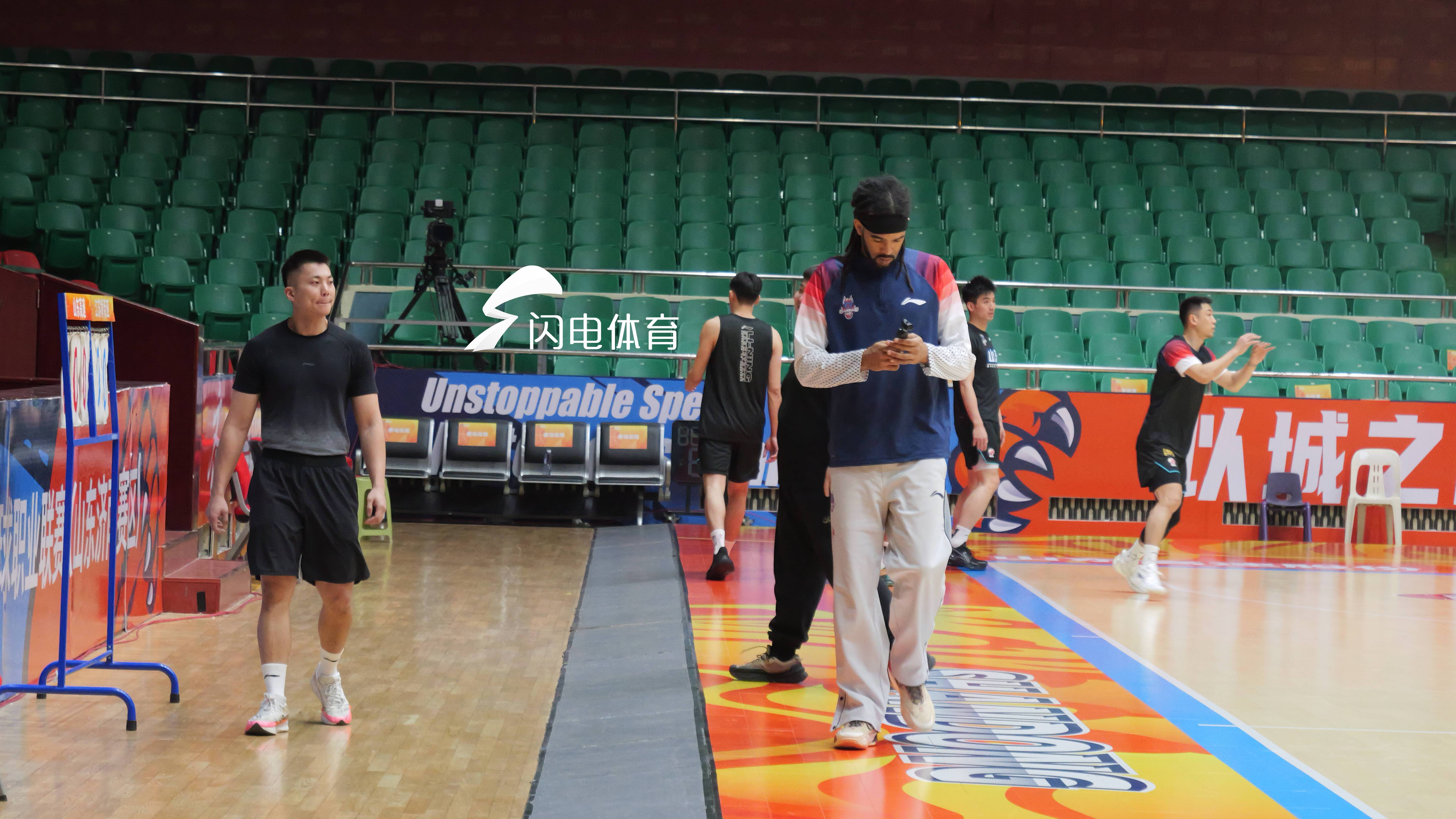 500.com-山东高速男篮主场迎战江苏，邱彪赛前透露琼斯伤情